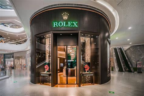 Official Rolex Retailer in Aspen .